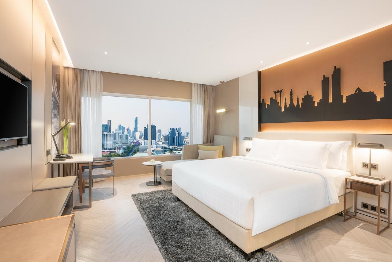 Grand Deluxe King Room