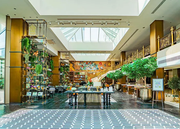 Montien Hotel Surawong Bangkok